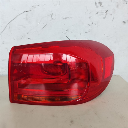 VOLKSWAGEN TIGUAN «I» (2011) FANALERIA FANALE EST. POST. DX. USATO Da 2011 A 2016 [[276570]]