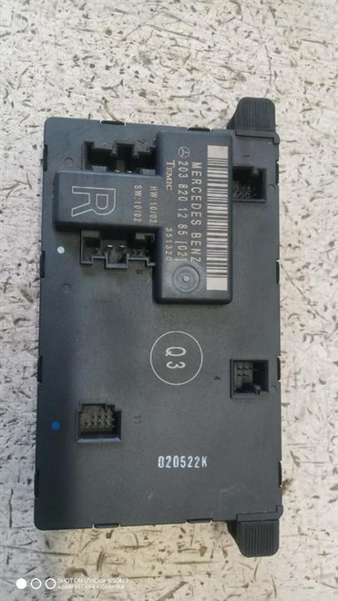 MERCEDES CLASSE C «S203» SW (2001) IMPIANTO ELETTRICO CENTRALINA DI COMANDO PORTA ANT. DX. USATO Da 2000 A 2004 [[276530]]