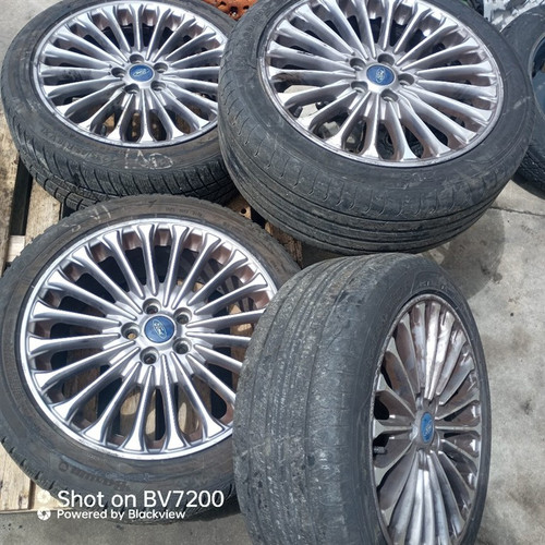 FORD MONDEO «V» SW (2014) LAMIERATI ESTERNI CERCHIO RUOTA ANT. SX. USATO Da 2014 A 2018 [[277266]]