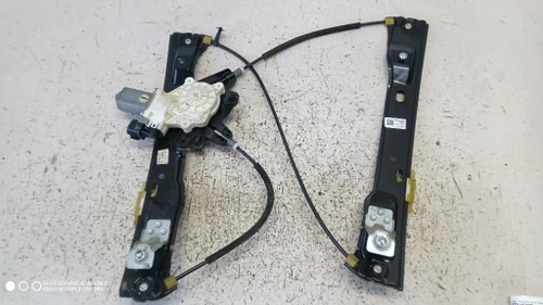 FORD FOCUS «IV»  (2011) LAMIERATI ESTERNI ALZACRISTALLO PORTA ANT. DX. USATO Da 2011 A 2014 [[277340]]