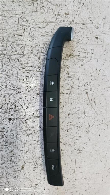 FIAT TIPO «II» SW (2016) ALLESTIMENTI INTERNI PULSANTIERA MULTIFUNZIONE CENTRALE USATO Da 2016 A 2020 [[277625]]