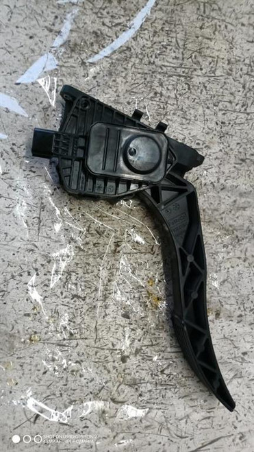 FORD MONDEO «V» SW (2014) SCARICO E INIEZIONE PEDALE ACCELERATORE USATO Da 2014 A 2018 [[277645]]