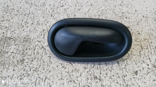 DACIA SANDERO «II» (2013) ALLESTIMENTI INTERNI MANIGLIA PORTA INT. ANT. DX. USATO Da 2015 A 2016 [[277947]]