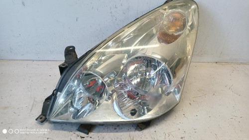 TOYOTA COROLLA VERSO «II» (2004) FANALERIA PROIETTORE ANT. SX. USATO Da 2005 in poi [[278281]]