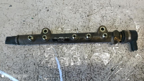 TOYOTA YARIS (FRANCE ) «II» (2006) SCARICO E INIEZIONE DISTRIBUTORE CARBURANTE (FLAUTO) USATO Da 2005 A 2009 [[278418]]