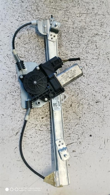 BMW SERIE 3 «E90» BERLINA (2005) CRISTALLI ALZACRISTALLO PORTA POST. SX. USATO Da 2005 A 2011 [[277976]]