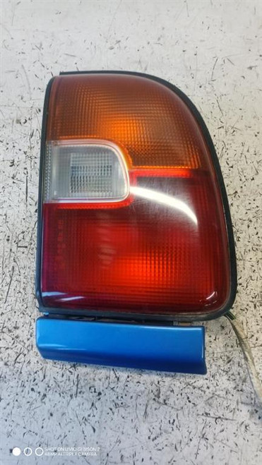 TOYOTA RAV 4 «I» (1996) FANALERIA FANALE POST. DX. USATO Da 1995 A 2000 [[278974]]