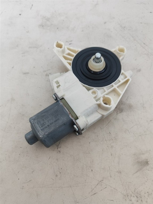 MERCEDES CLASSE A «W176» (2015) CRISTALLI MOTORINO ALZACRISTALLO PORTA ANT. DX. USATO Da 2015 in poi [[279178]]