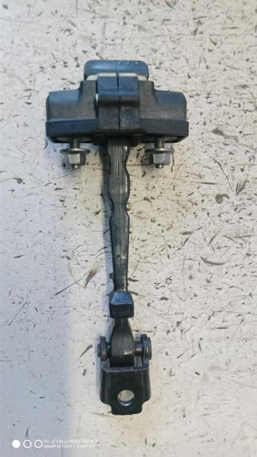 RENAULT CAPTUR «I» (2013) LAMIERATI ESTERNI TIRANTE ARRESTO APERTURA PORTA ANT. DX. USATO Da 2014 A 2017 [[279297]]