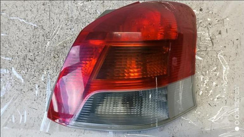 TOYOTA YARIS (FRANCE ) «III» (2009) FANALERIA FANALE POST. DX. USATO Da 2009 A 2011 [[279812]]