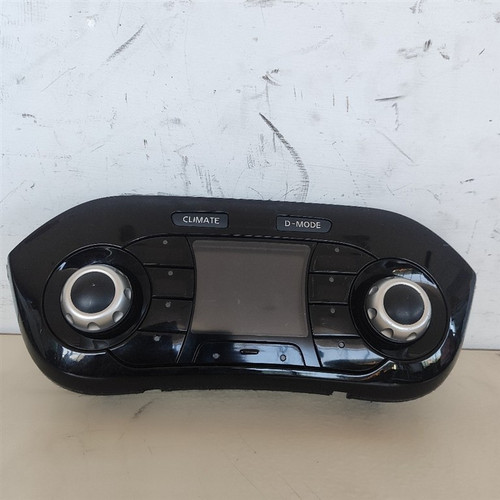 NISSAN JUKE «I» (2014) ALLESTIMENTI INTERNI MODULO COMANDO RISCALDAMENTO / CLIMA USATO Da 2018 in poi [[280263]]