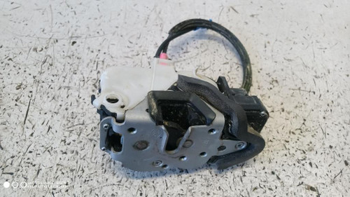 OPEL ZAFIRA «C» (2017) LAMIERATI ESTERNI SERRATURA PORTA ANT. DX. USATO Da 2016 in poi [[280428]]