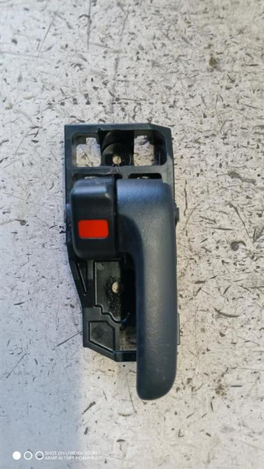 TOYOTA RAV 4 «II» (2000) ALLESTIMENTI INTERNI MANIGLIA PORTA INT. ANT. DX. USATO Da 2001 A 2005 [[280626]]