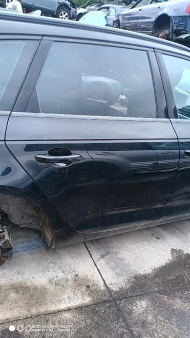 AUDI A4 «8W5» AVANT (2015) LAMIERATI ESTERNI PORTA POST. DX. USATO Da 2015 A 2019 [[280822]]