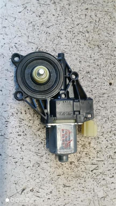 FORD FIESTA «VI» (2008) STERZO MOTORINO ALZACRISTALLO PORTA POST. DX. USATO Da 2010 A 2012 [[281501]]