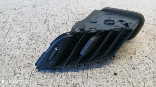 FORD FIESTA «VI» (2008) ALLESTIMENTI INTERNI GRIGLIA CONDOTTO ARIA CRUSCOTTO CENTRALE SUP. SX. USATO Da 2010 A 2012 [[281514]]
