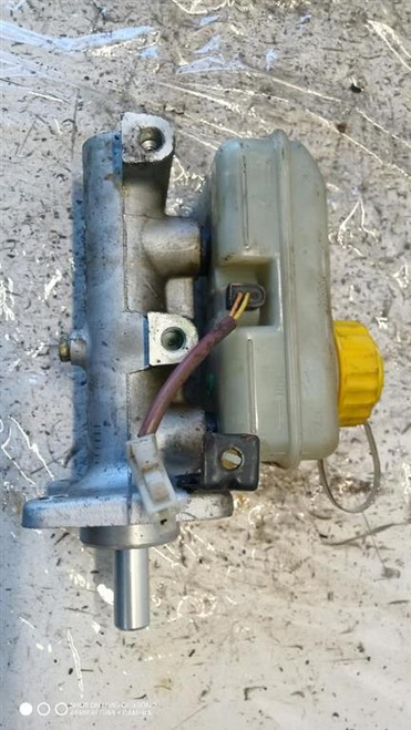 TATA PICK UP 4X2 IMPIANTO FRENANTE POMPA FRENO ANT. USATO [[281388]]