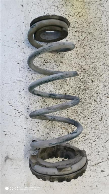 FIAT 500L (2013) ASSALE MOLLA AMMORTIZZATORE POST. SX. USATO Da 2012 A 2017 [[281816]]