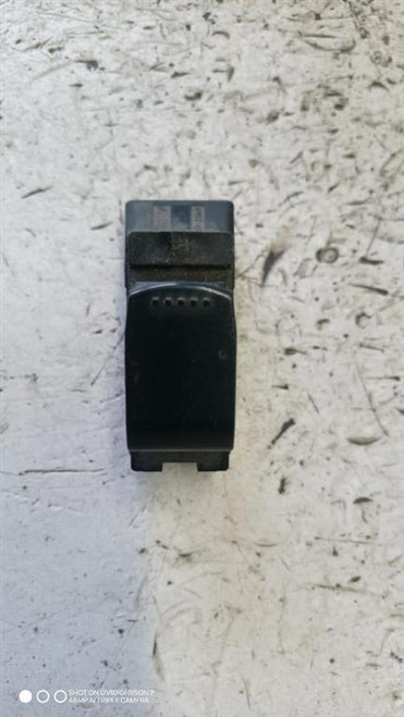 FIAT SEDICI (2006) IMPIANTO ELETTRICO INTERRUTTORE ALZACRISTALLI ANT. DX. USATO Da 2009 A 2014 [[282256]]