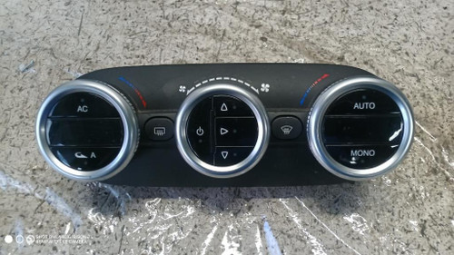 ALFA ROMEO GIULIETTA (2010) STERZO MODULO COMANDO RISCALDAMENTO / CLIMA USATO Da 2010 A 2013 [[282434]]