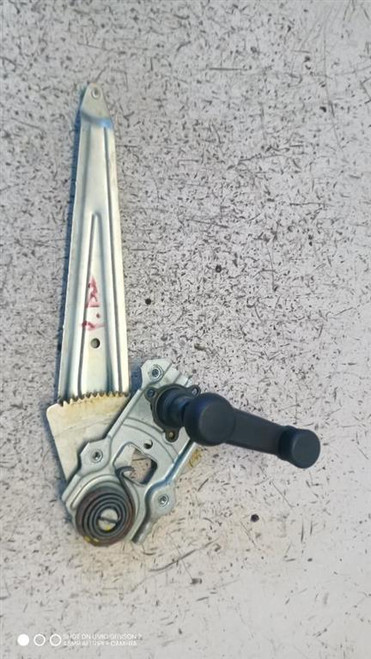 SUZUKI SPLASH (2008) CRISTALLI ALZACRISTALLO PORTA POST. DX. USATO Da 2011 A 2012 [[282599]]