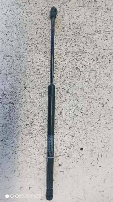 SUZUKI SPLASH (2008) LAMIERATI ESTERNI AMMORTIZZATORE PORTELLO POST. SX. USATO Da 2011 A 2012 [[282620]]