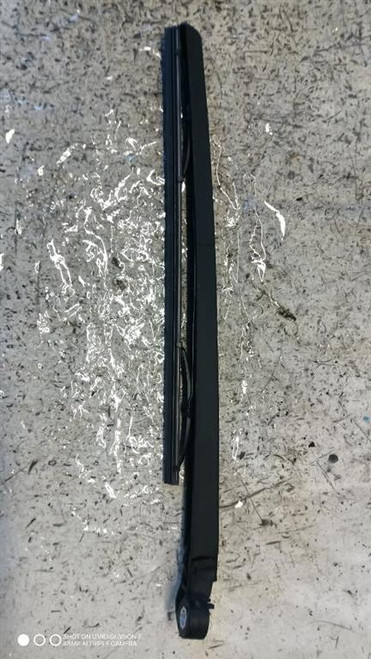 AUDI A4 «8ED» AVANT (2005) CRISTALLI BRACCIO TERGILUNOTTO USATO Da 2005 A 2008 [[282683]]