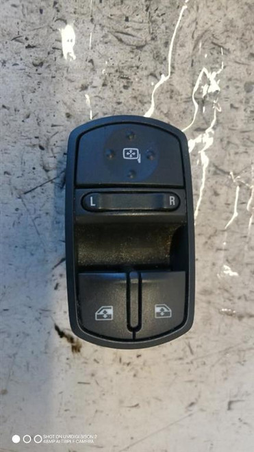 OPEL CORSA «D» (2007) IMPIANTO ELETTRICO INTERRUTTORE ALZACRISTALLI ANT. SX. USATO Da 2009 A 2010 [[282742]]