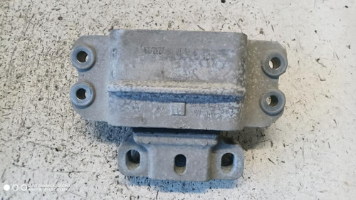 VOLKSWAGEN GOLF «VI» (2009) MOTORE SUPPORTO GOMMA MOTORE (LATO CAMBIO) SX. USATO Da 2008 A 2012 [[283175]]