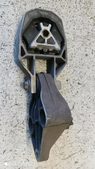 FORD FOCUS «IV» SW (2011) MOTORE SUPPORTO GOMMA MOTORE (LATO CAMBIO) DX. USATO Da 2011 A 2014 [[283200]]