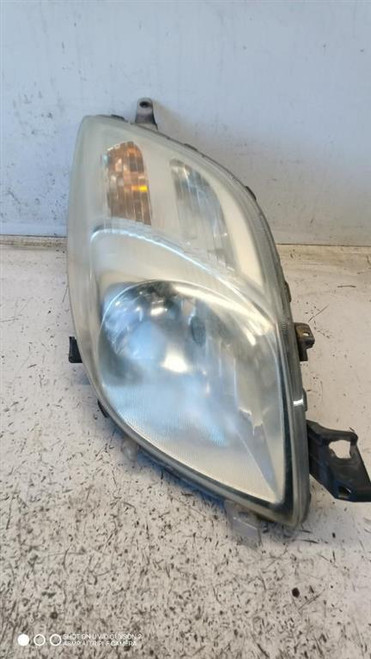 TOYOTA YARIS (FRANCE ) «II» (2006) FANALERIA PROIETTORE ANT. DX. USATO Da 2005 A 2009 [[283495]]