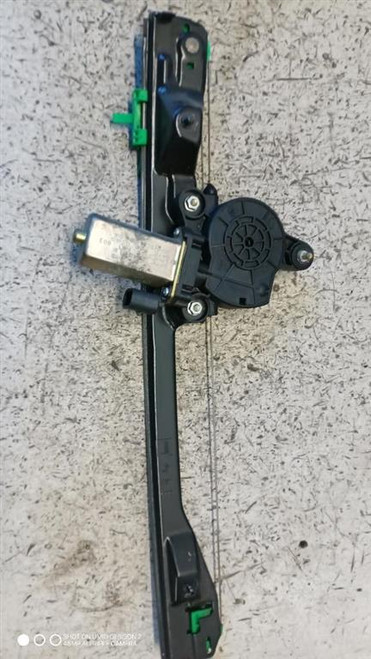 FIAT PUNTO «II» (2003) CRISTALLI ALZACRISTALLO PORTA ANT. SX. USATO Da 2003 A 2009 [[283512]]