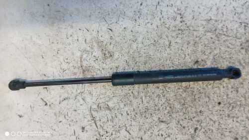 RENAULT CAPTUR «I» (2013) LAMIERATI ESTERNI AMMORTIZZATORE COFANO ANT. SX. USATO Da 2014 A 2017 [[283536]]