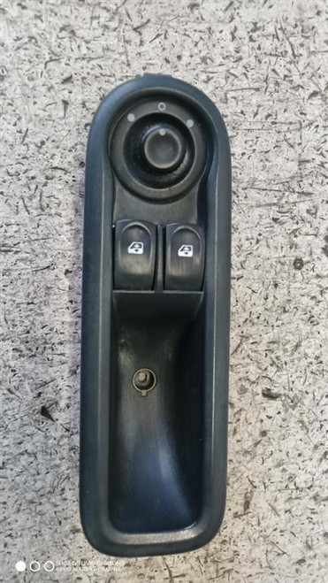 RENAULT CLIO «III» (2006) IMPIANTO ELETTRICO INTERRUTTORE ALZACRISTALLI ANT. SX. USATO Da 2005 A 2014 [[283310]]
