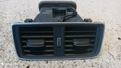 AUDI Q5 «FYB» (2016) ALLESTIMENTI INTERNI GRIGLIA CONDOTTO ARIA CONSOLE CENTRALE (POST.) POST. USATO Da 2016 A 2020 [[283730]]