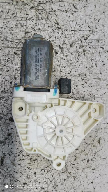 AUDI Q5 «FYB» (2016) STERZO MOTORINO ALZACRISTALLO PORTA POST. SX. USATO Da 2016 A 2020 [[283758]]