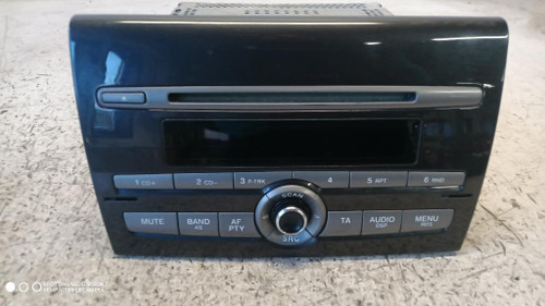 FIAT BRAVO «II» (2007) ALLESTIMENTI INTERNI UNITÀ AUTORADIO USATO Da 2007 A 2009 [[284191]]