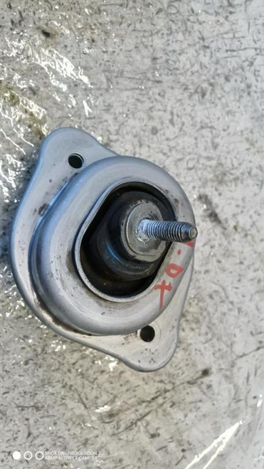 BMW X3 «E83» (2004) MOTORE SUPPORTO GOMMA MOTORE DX. USATO Da 2003 A 2005 [[284339]]