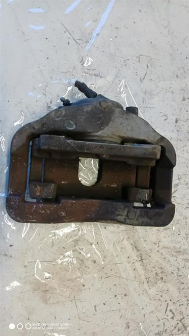 BMW SERIE 5 «E61» TOURING (2004) IMPIANTO FRENANTE PINZA FRENO ANT. DX. USATO Da 2005 A 2006 [[284585]]