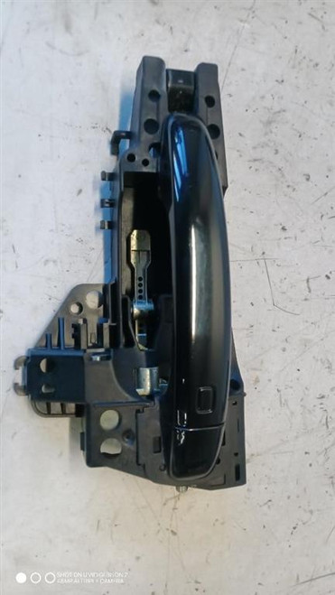 AUDI Q5 «8RB» (2009) LAMIERATI ESTERNI MANIGLIA PORTA EST. POST. SX. USATO Da 2008 A 2012 [[284591]]