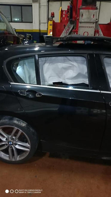 BMW SERIE 1 «F20» BERLINA (2015) LAMIERATI ESTERNI PORTA POST. DX. USATO Da 2015 in poi [[284644]]