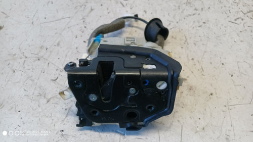 AUDI A3 «8VA» SPORTBACK (2012) LAMIERATI ESTERNI SERRATURA PORTA ANT. DX. USATO Da 2012 A 2015 [[284705]]