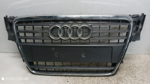 AUDI A4 «8K5» AVANT (2008) LAMIERATI ESTERNI GRIGLIA RADIATORE USATO Da 2008 A 2012 [[284728]]