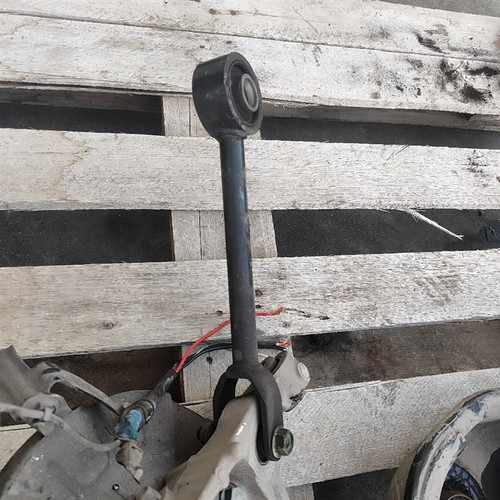 NISSAN QASHQAI «III» (2021) ASSALE TIRANTE BRACCIO POSTERIORE POST. SX. USATO Da 2021 in poi [[284805]]