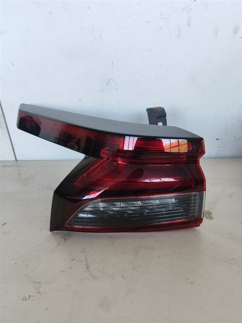 NISSAN QASHQAI «III» (2021) FANALERIA FANALE EST. POST. SX. USATO Da 2021 in poi [[284848]]