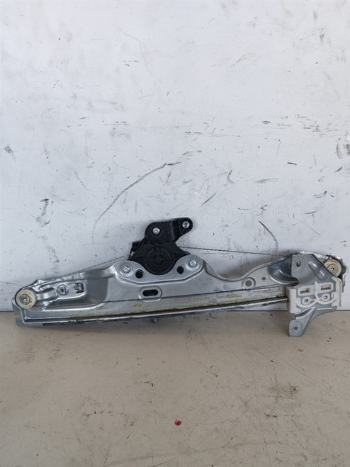 NISSAN QASHQAI «III» (2021) CRISTALLI ALZACRISTALLO PORTA ANT. DX. USATO Da 2021 in poi [[284929]]