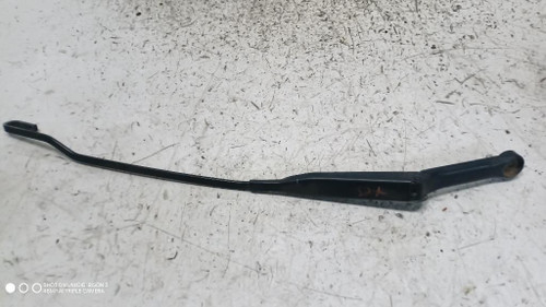 AUDI A4 «8D2» (1995) CRISTALLI BRACCIO TERGICRISTALLO PARABREZZA DX. USATO Da 1996 A 2000 [[284895]]