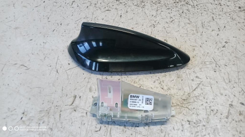 BMW SERIE 1 «F20» BERLINA (2015) LAMIERATI ESTERNI ANTENNA RADIO USATO Da 2015 in poi [[285094]]