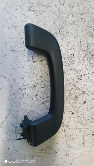 BMW SERIE 1 «F20» BERLINA (2015) ALLESTIMENTI INTERNI MANIGLIA TETTO ANTERIORE SX. USATO Da 2015 in poi [[285095]]