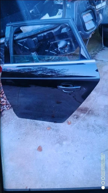 AUDI A3 «8VF» SPORTBACK (2016) LAMIERATI ESTERNI PORTA POST. SX. USATO Da 2016 A 2017 [[285151]]